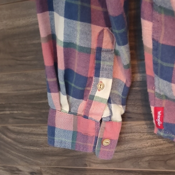 Wrangler Men's Pink & Navy Plaid Stretch Flannel Shirt - Size Small - Picture 8 of 8